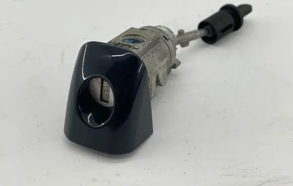 Audi A4 S4 B8 8K Front door lock (next to the handle) 8T1837167