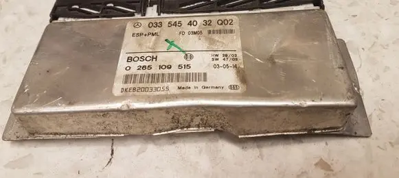 Mercedes-Benz E W211 ESP (stability system) control unit 0335454032 0265109515