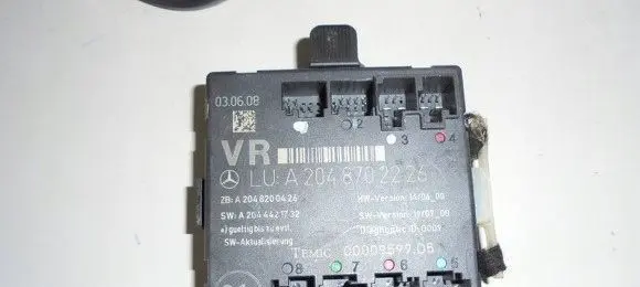 Mercedes-Benz C W204 Door control unit/module A2048702226