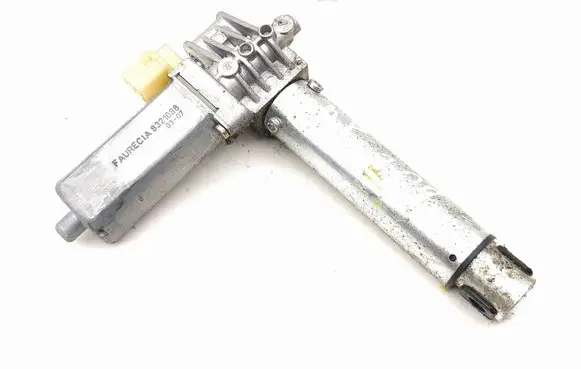 BMW 7 E65 E66 Seat adjustment motor 8321088