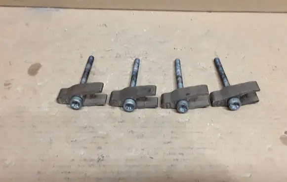 Fuel Injector clamp holder