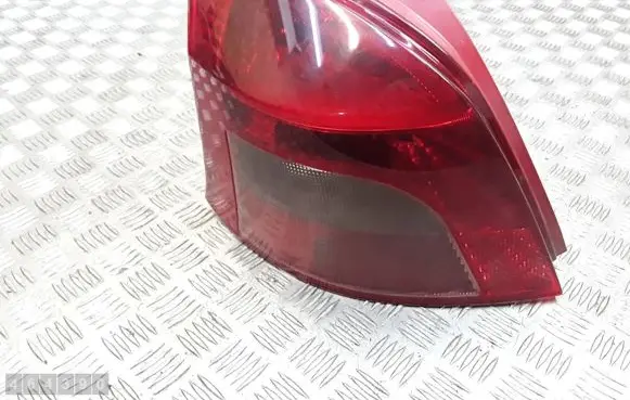 Toyota Yaris Rear/tail lights koito0d7