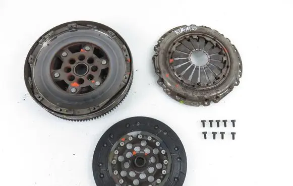 Opel Agila A Dual mass flywheel 9223223 55352658