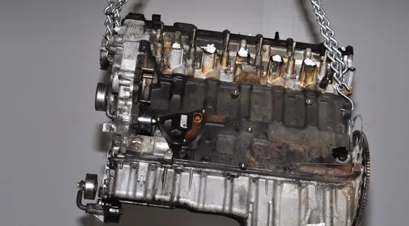BMW 5 E39 Engine 2249948 7783002
