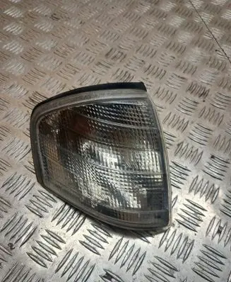 Mercedes-Benz C W202 Front indicator light 183357B