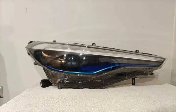 Toyota Corolla Cross Headlight/headlamp 