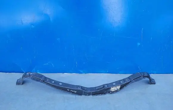 Toyota RAV 4 (XA40) Front bumper support beam