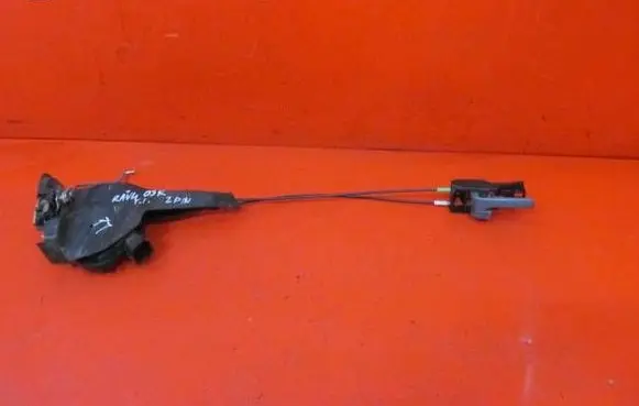 Toyota RAV 4 (XA20) Rear door lock RAV4IIZAMEKPT
