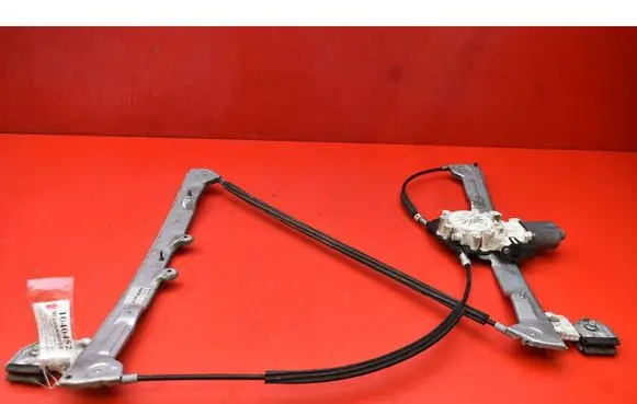 Mitsubishi Colt CZ3 Front door window regulator with motor 5713A136