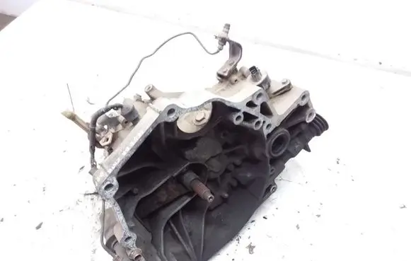 Honda Civic Manual 5 speed gearbox S401082372