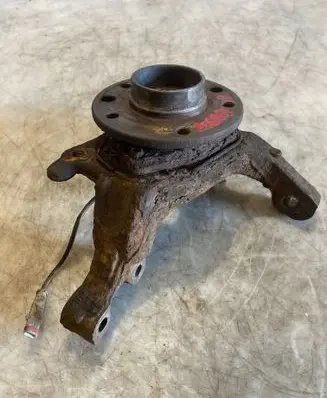 Opel Zafira B Front wheel hub 7997