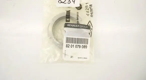 Renault Master III Rear wheel hub 8201079089