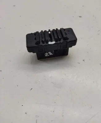 BMW 3 G20 G21 Antenna control unit 6814609 5856509