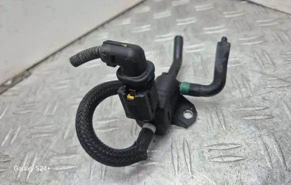 Vacuum valve