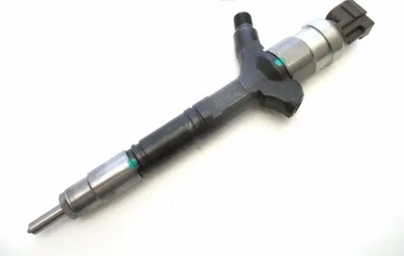 Toyota Land Cruiser (J120) Fuel injector 23670-30020 DCRI100750