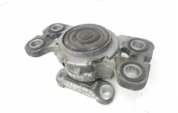 Land Rover Freelander 2 - LR2 Gearbox mount 6G927M121LF