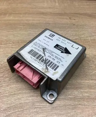 Opel Omega B1 Airbag control unit/module 90492467 5WK4110