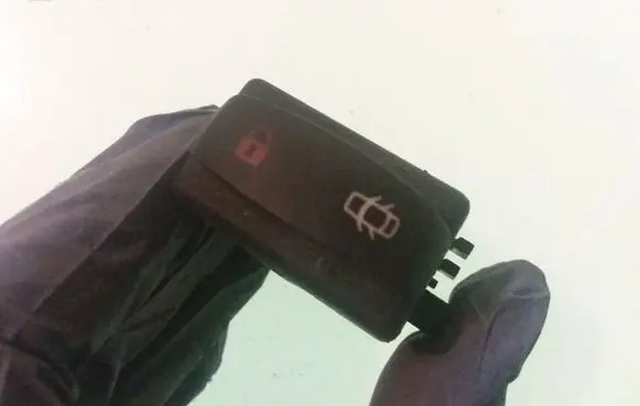 Renault Laguna II Central locking switch button 