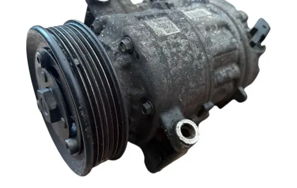 Volkswagen PASSAT B8 Air conditioning (A/C) compressor (pump) 5Q0820803 447150