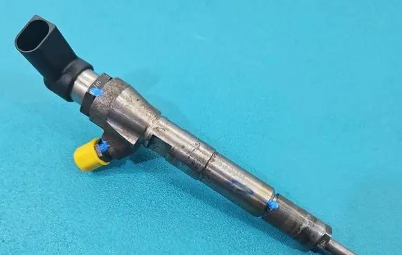 Renault Megane III Fuel injector 166008052R IMPRK1532011