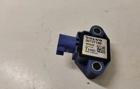 Volvo C30 Airbag deployment crash/impact sensor 30737140