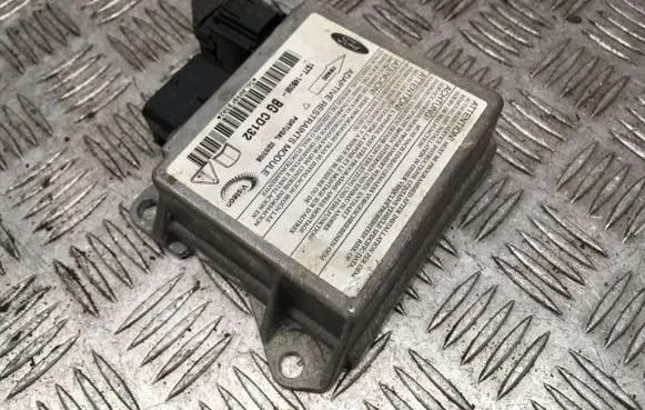 Ford Mondeo Mk III Airbag control unit/module 1S7T14B056BG CD132 03L009BFB302