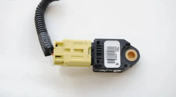 Lexus IS 220D-250-350 Airbag deployment crash/impact sensor 898310W040