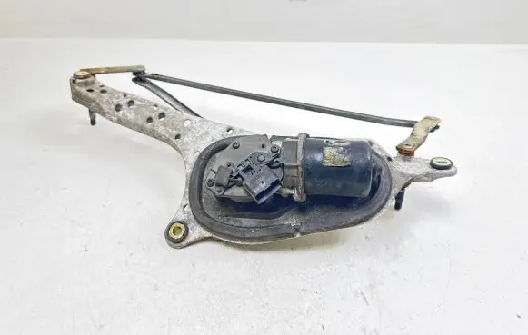Renault Laguna II Front wiper linkage and motor 8200000525