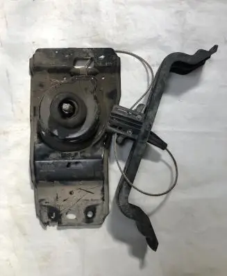 Dodge Grand Caravan Spare wheel mounting bracket 05109667AB