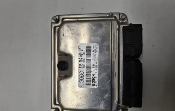 Audi A4 S4 B6 8E 8H Engine control unit/module 038906019LF 0281011210