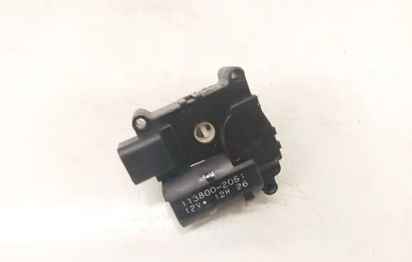 Toyota Avensis T250 Air flap motor/actuator 1138002051