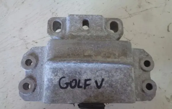 Volkswagen Golf V Engine mount bracket 1K0199555M