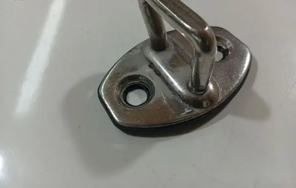 Volkswagen PASSAT B6 Rear door lock loop/hook striker 3C0837033B