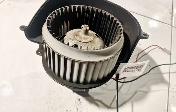 Opel Astra H Heater fan/blower L073A30LHD12V
