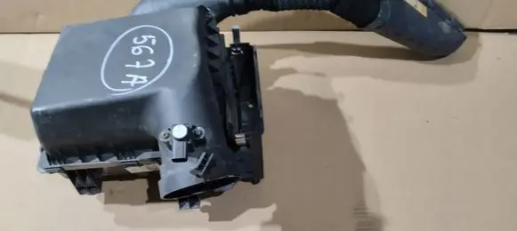 Mercedes-Benz GLA W156 Air filter box A6450900001