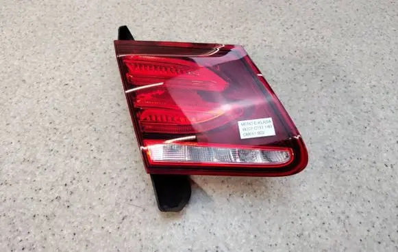 Mercedes-Benz E A207 Tailgate rear/tail lights A2079063700