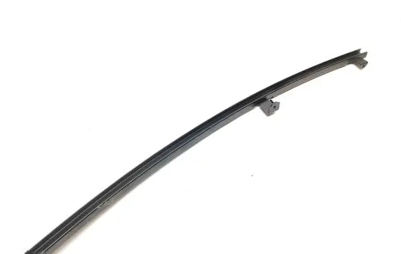 Toyota RAV 4 (XA50) Rear door windshield rail 