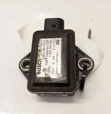 Toyota Avensis T250 ESP acceleration yaw rate sensor 8E0907637A
