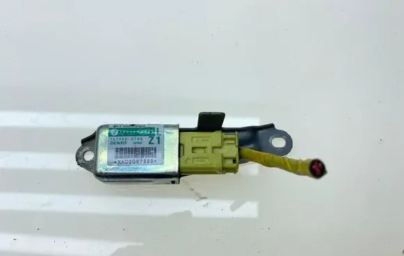 Subaru Outback Airbag deployment crash/impact sensor 98235AG011 98236AG010 98235AG