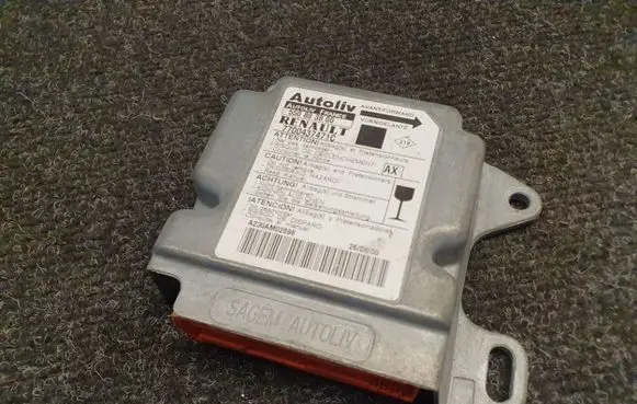 Renault Scenic I Airbag control unit/module 550803800 7700437471C