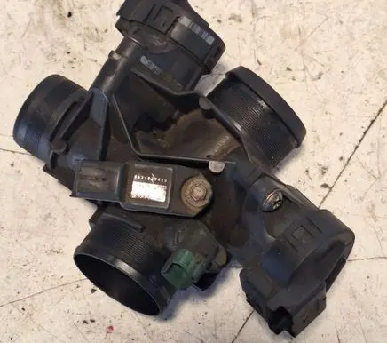 Citroen C5 Throttle valve 0798005602 9639027480 11F22