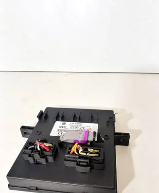 Audi Q7 4L Comfort/convenience module 4F0907279