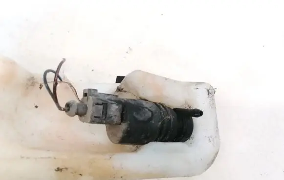 Seat Cordoba (6L) Windscreen/windshield washer pump