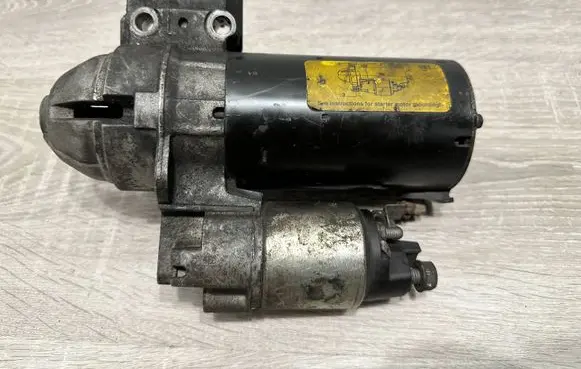 BMW 5 E60 E61 Starter motor 7801203 20899514 0001115069