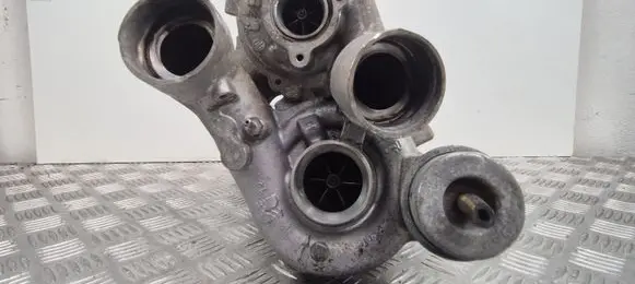 Mercedes-Benz C W204 Turbo A6510904080 A6510902880