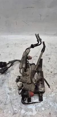 BMW 5 E60 E61 Active stabilizer control/valve assembly 6781488