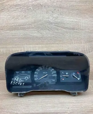 Ford Escort Speedometer (instrument cluster) 91AB10C956AB 91AB10841AC