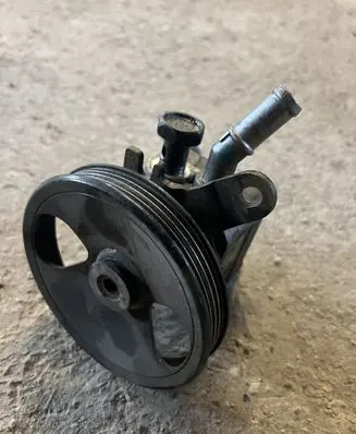 Nissan Almera N16 Power steering pump 49110BM701 7613955110