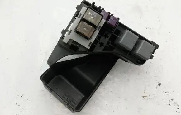 Toyota Avensis T250 Fuse box set NOCODE