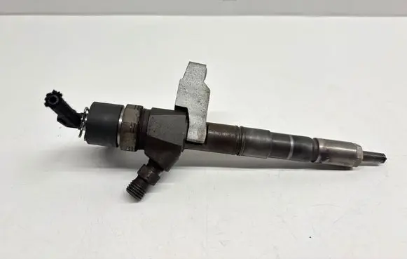 Opel Insignia A Fuel injector 0445110327 1417214730918